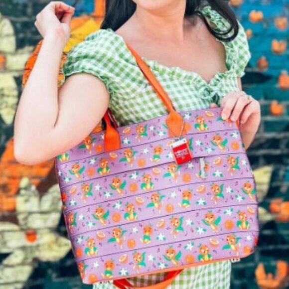 HARVEYS SEATBELT WALT DISNEY WORLD 50th ANNIVERSARY ORANGE BIRD STREAMLINE TOTE - Picture 1 of 10